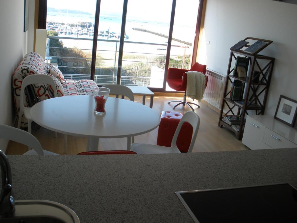 Apartamentos Puerto Basella Vilanova de Arousa Habitación foto