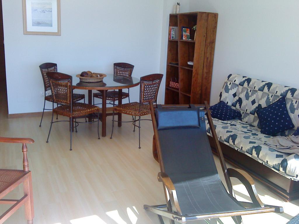 Apartamentos Puerto Basella Vilanova de Arousa Habitación foto