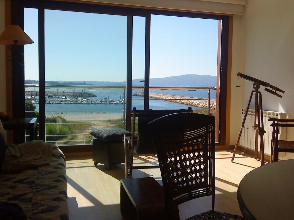 Apartamentos Puerto Basella Vilanova de Arousa Habitación foto
